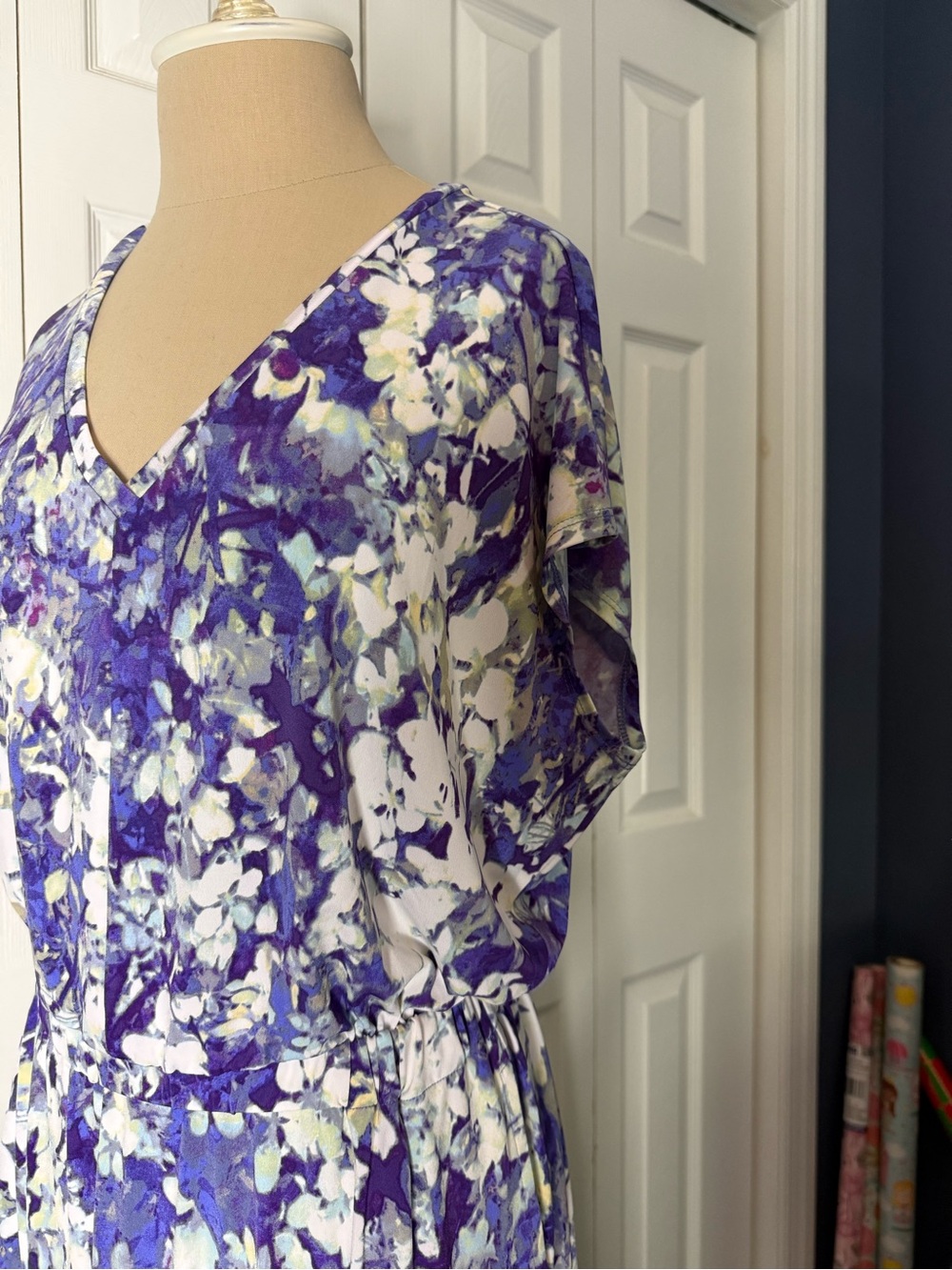 NWOT White House Black Market Floral Maxi Dress Summer/Spring Time 🪻 - Picture 9 of 16